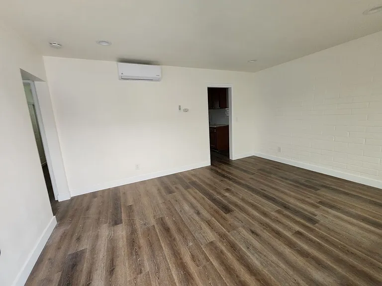 8620 Lampson Ave — Photo 3