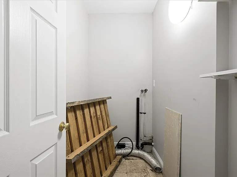 36 Cedar St #2A — Photo 16