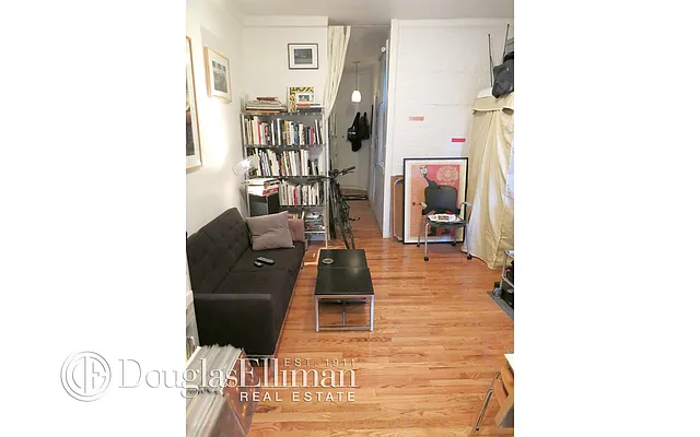 Rented by Douglas Elliman | media 21