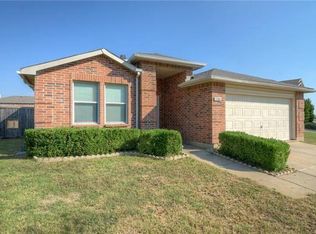 3206 Andalusian Dr, Denton, TX 76210
