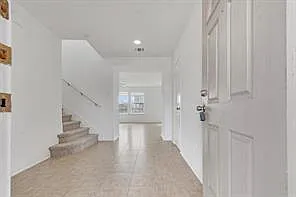 2008 Sydnee Dr — Photo 2