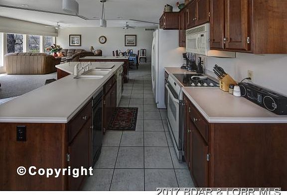 3rd image of 102 Boyd Dr