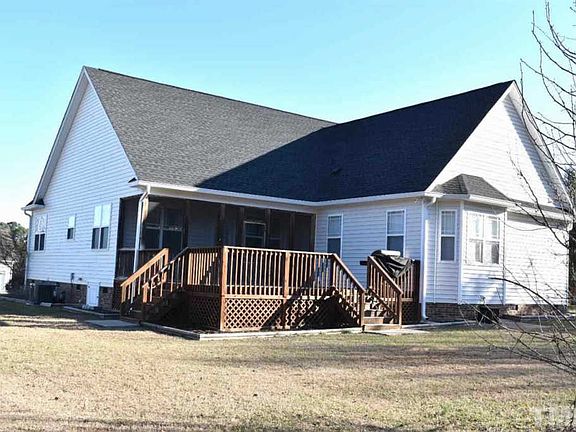 4th image of 46 Woodfield Ct