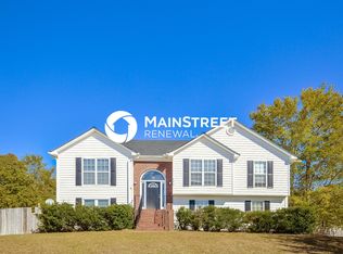 246 Rockingham Dr, Loganville, GA 30052