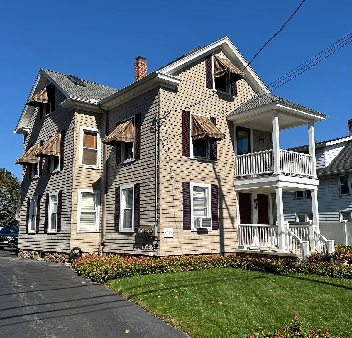 57 Maple St — Photo 1