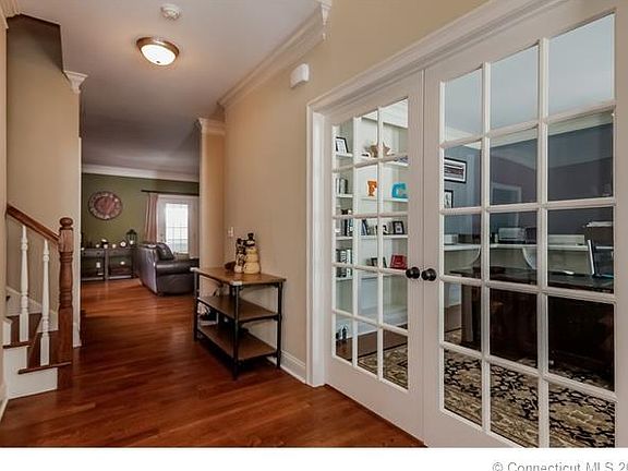 2nd image of 38 Sconset Cir #D