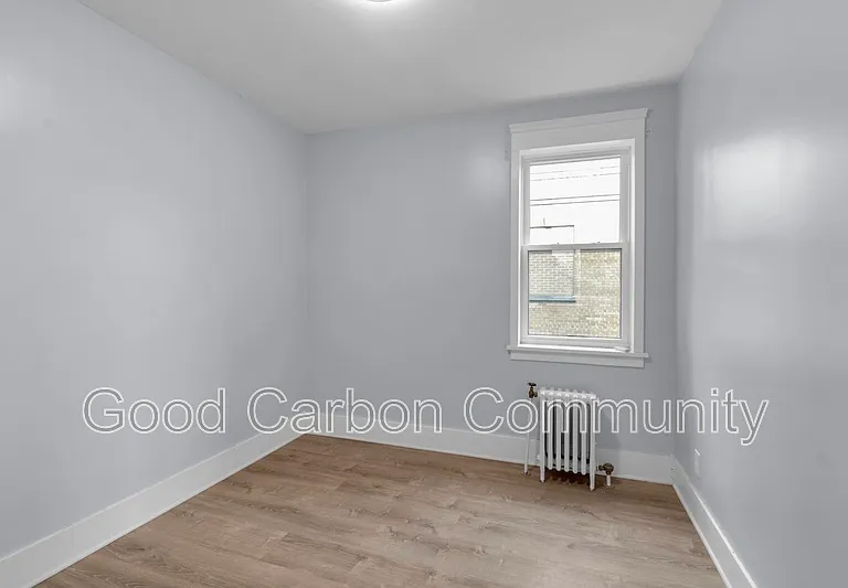 2805 Main St #2 — Photo 15