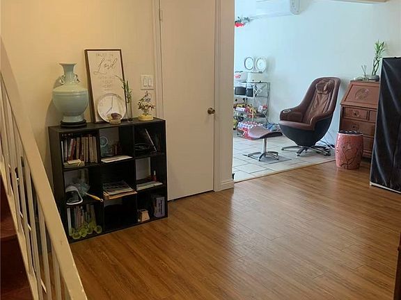 4th image of 847 E Mission Rd APT F