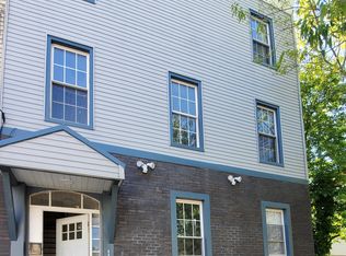 35 Wakeman Ave FLOOR 3, Newark, NJ 07104