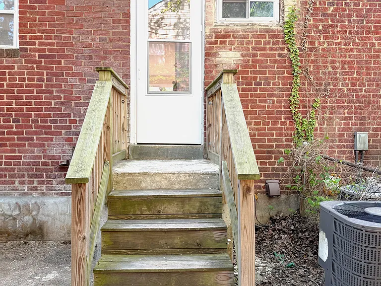 5301 62nd Ave — Photo 25