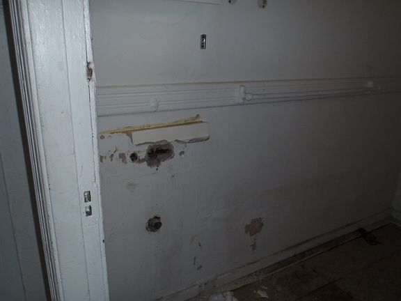 4th image of 4356 Saint Louis Ave