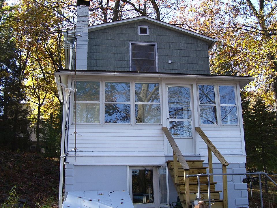 Cottage front
