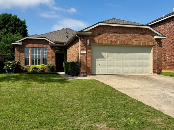 1117 Pine Ridge Rd, Roanoke, TX 76262