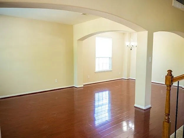 10007 Shire Green Ln — Photo 21