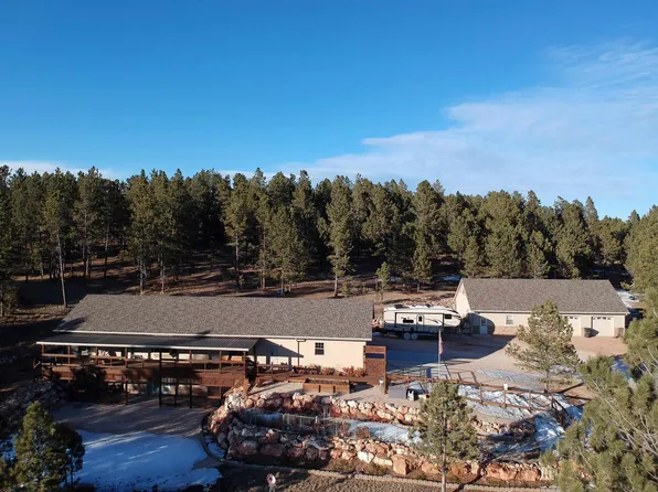 11940 Mountain Lion Ln, Hot Springs, SD 57747