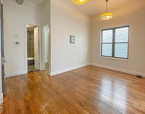 4th image of 360 Palmetto St #2A