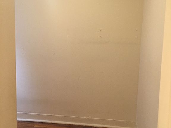 3rd image of 3407 31st Ave APT 2C