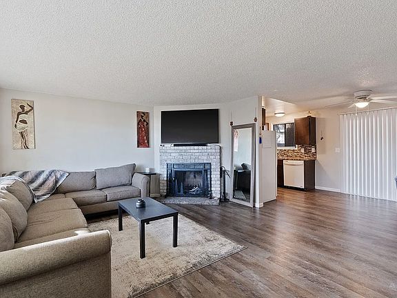 2nd image of 2119 E Euclid Ave #2119