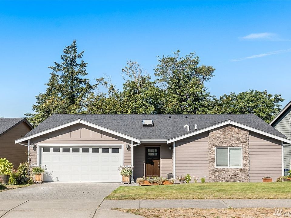 1st image of 2006 63rd Ave NE