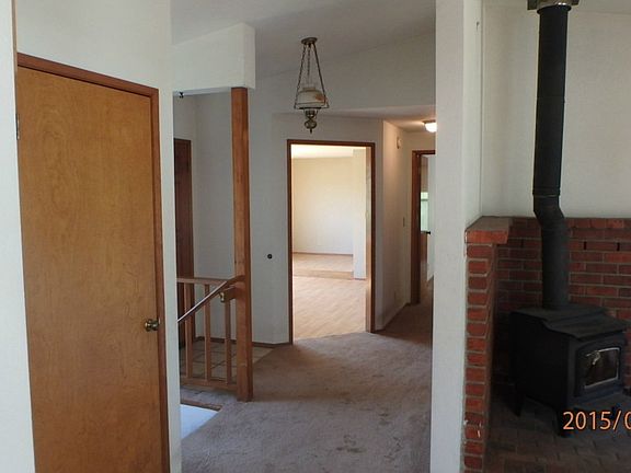 4th image of 30233 56th Ave NW