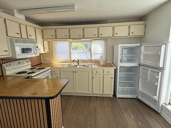 4th image of 1112 W Shell Point Rd Lot 107