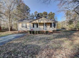 115 Ridge Ave, Cherryville, NC 28021