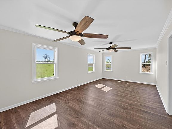 5th image of 701 Wire Rd