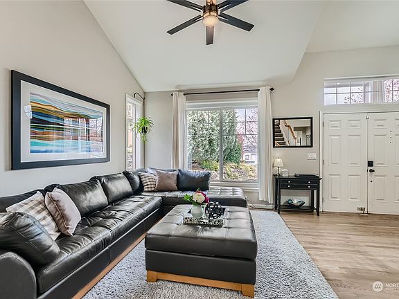 5th image of 1514 8th Street NW
