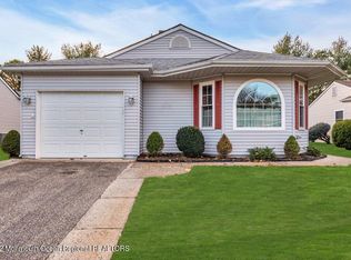 6 Carmacks Way, Toms River, NJ 08757