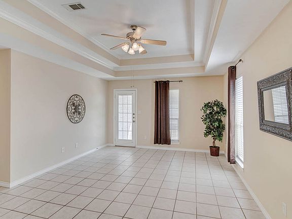 2nd image of 1008 Bougainvillea St