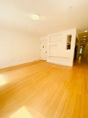 Rented by Compass | media 25