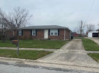 310 Princess Cir, Versailles, KY 40383