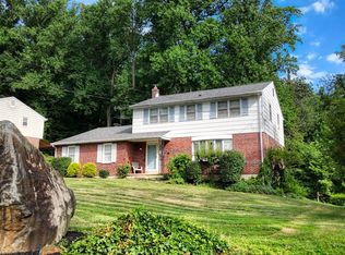 248 W Chestnut Hill Rd, Newark, DE 19713