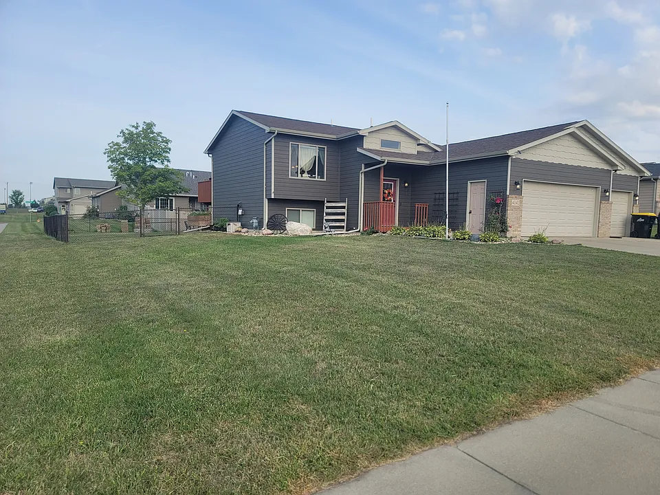 4041 S Homerun Ave