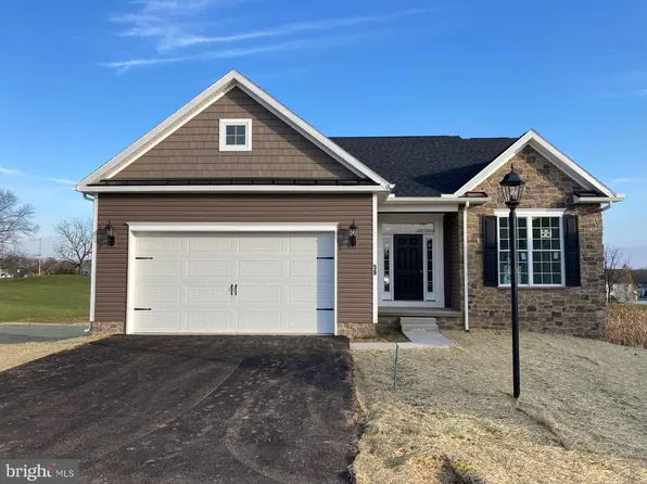 59 Partridge Ct #C62, Gettysburg, PA 17325