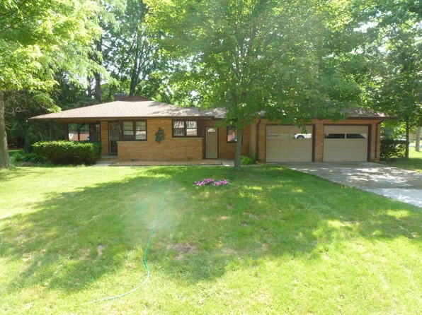 2520 Hemmeter Rd, Saginaw, MI 48603