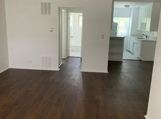 7730 Lexington Ave #205, Los Angeles, CA 90046