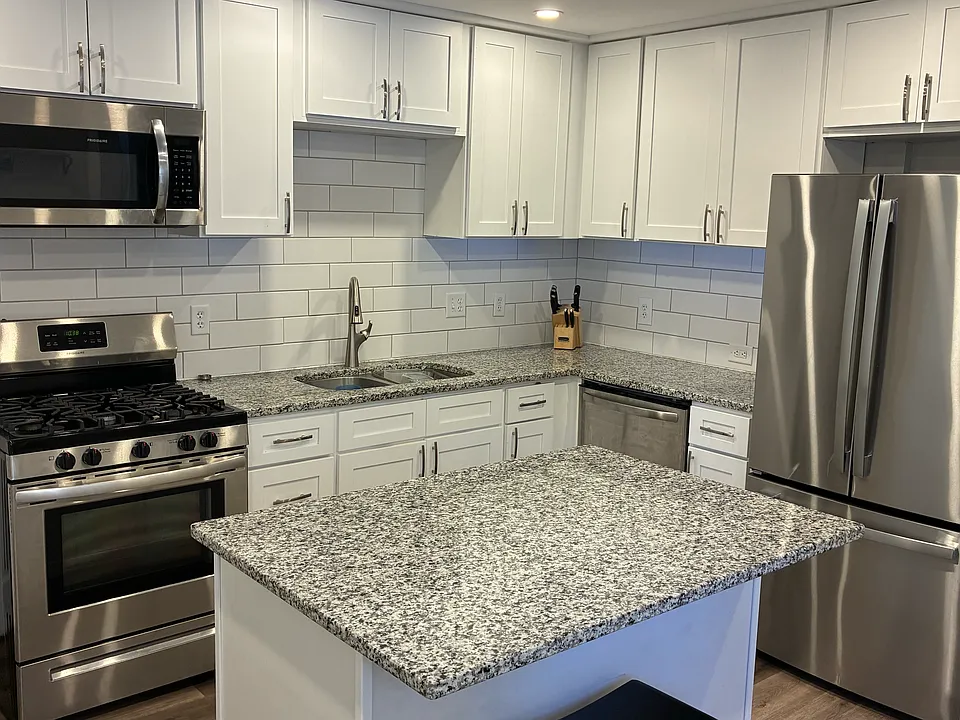 1826 Pierce St NE #1