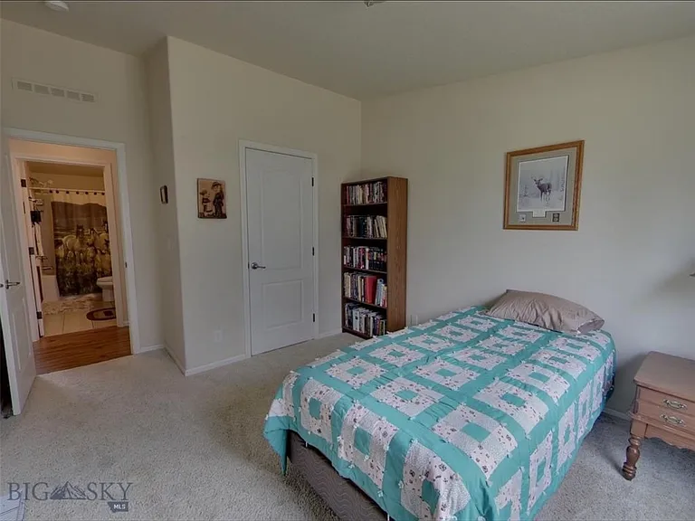 4445 Thorpe Rd — Photo 9
