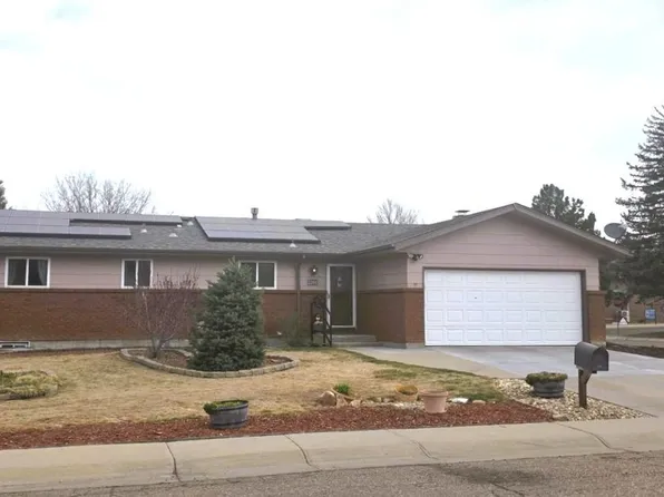 2201 Mountair Ln, Greeley, CO 80634