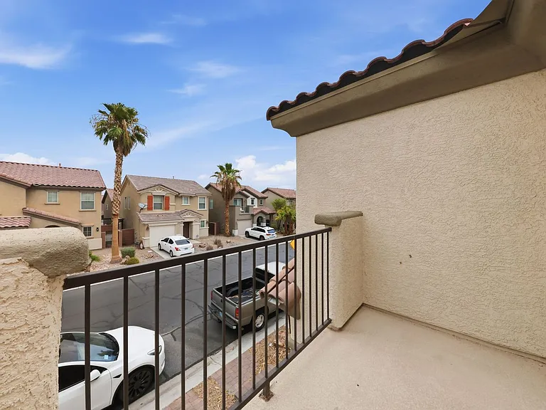 553 Brinkburn Point Ave — Photo 19