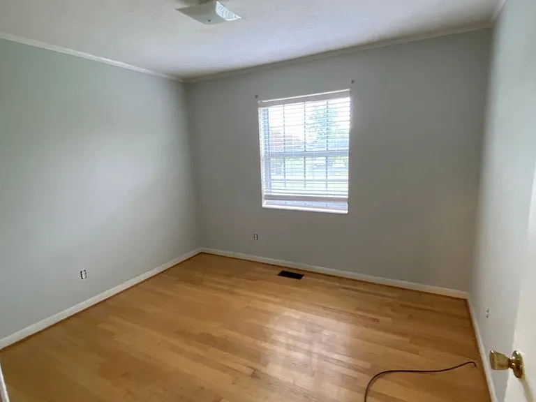 2930 Georgetown Dr NW — Photo 8