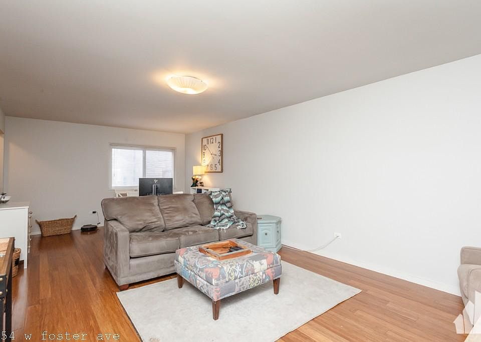 1st image of 2254 W Foster Ave #1015