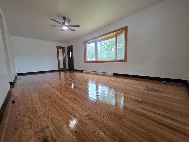 604 N Bird St — Photo 3