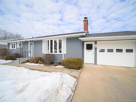 5th image of 326 Greenfield Rd