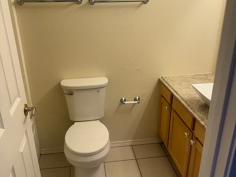 2150 Sonora Rd NE — Photo 2