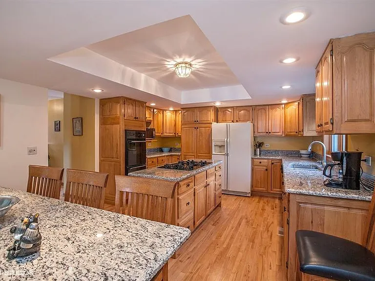 4106 W Lake Shore Dr — Photo 6