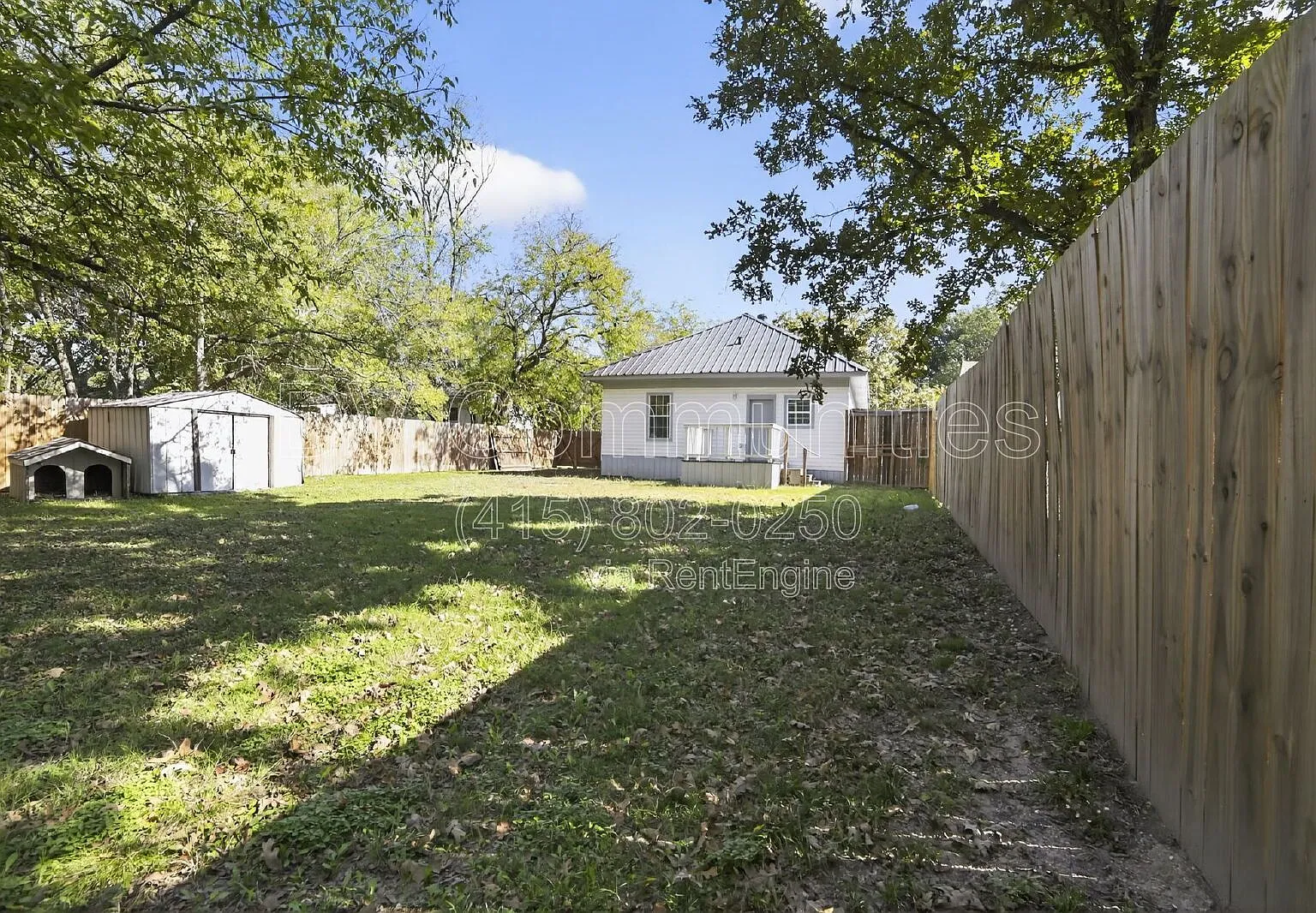 3 bed, 1.5 bath, 1008 sqft, $1,350 — Photo 3