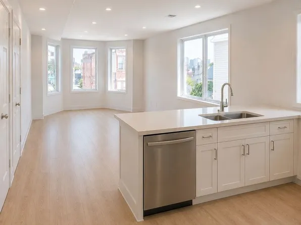 53 Burrell St, Roxbury, MA