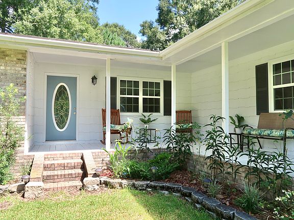 4th image of 209 Singley Rd